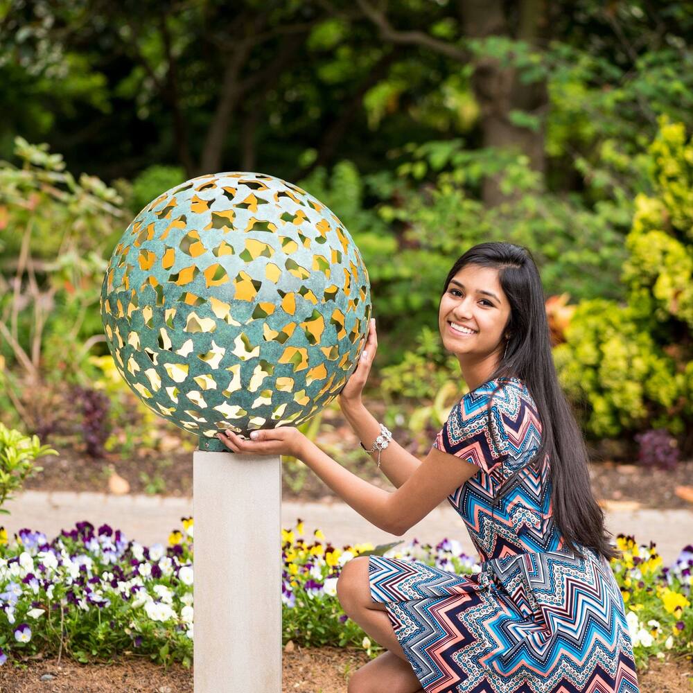 Meet your Posher, Divya